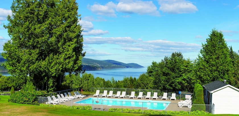 Imagen de la piscina del Hotel Auberge Des 3 Canards. Foto 19