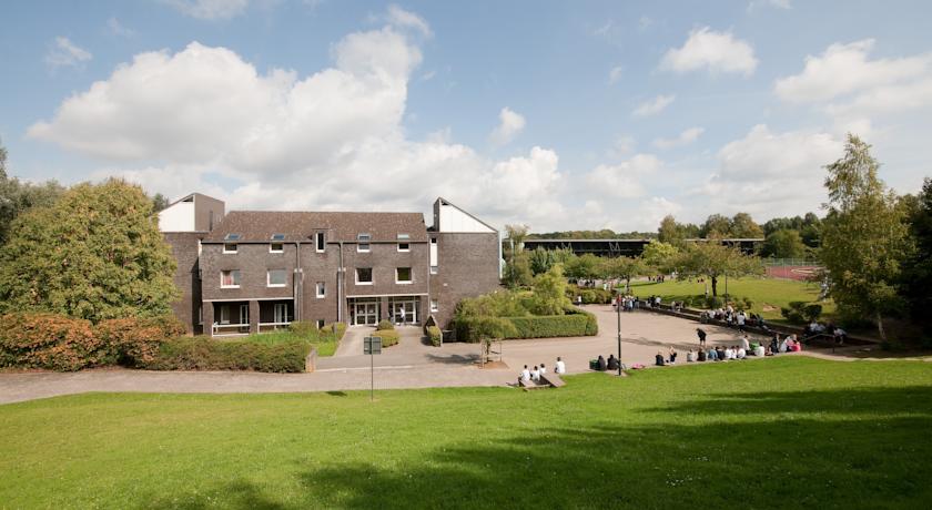 Imagen general del Hotel Auberge Des 3 Fontaines - Hostel. Foto 9