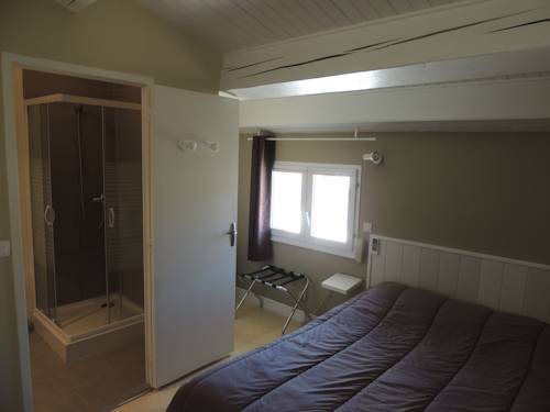Imagen de la habitación del Hotel Auberge Des Charmilles. Foto 11