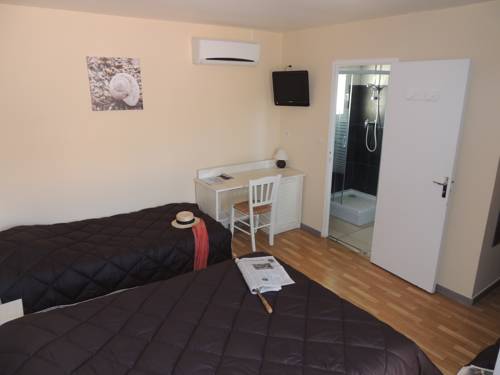 Imagen de la habitación del Hotel Auberge Des Charmilles. Foto 12