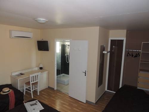 Imagen de la habitación del Hotel Auberge Des Charmilles. Foto 16