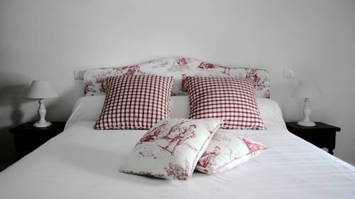 Imagen de la habitación del Hotel Auberge Des Pins. Foto 14