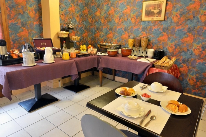 Imagen del bar/restaurante del Hotel Auberge Des Vieux Ch&ecirc;nes. Foto 5