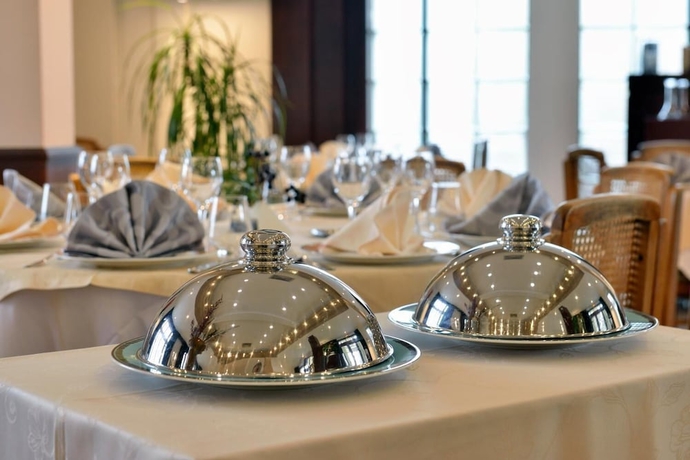 Imagen del bar/restaurante del Hotel Auberge Des Vieux Ch&ecirc;nes. Foto 6