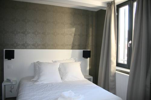 Imagen de la habitación del Hotel Auberge Du Ch&acirc;teau De Joux. Foto 6