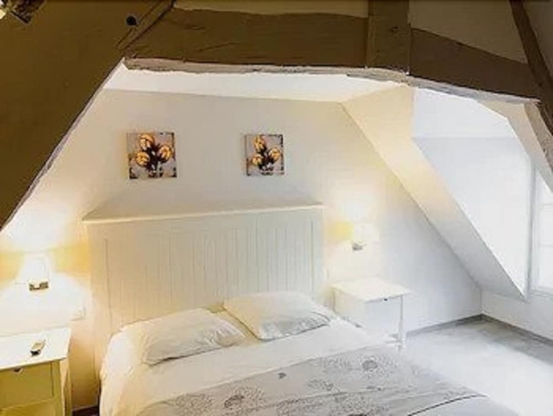 Imagen de la habitación del Hotel Auberge Du Cheval Blanc, Rennes. Foto 7