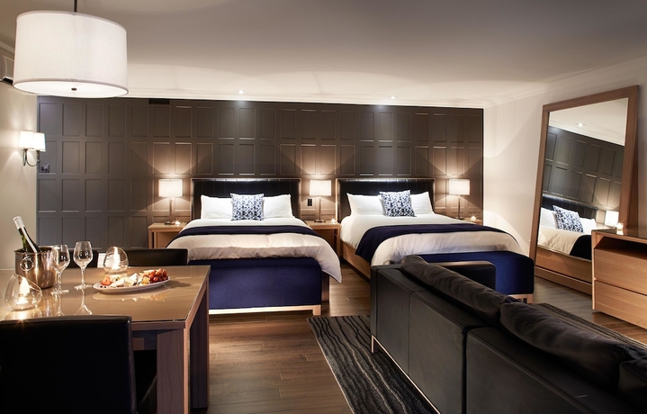 Imagen de la habitación del Hotel Auberge Du Lac-à-l'eau-claire. Foto 7