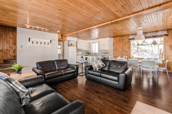 Imagen de la habitación del Hotel Auberge Du Lac-à-l'eau-claire. Foto 14