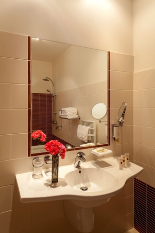 Imagen de la habitación del Hotel Auberge Du Manet. Foto 3