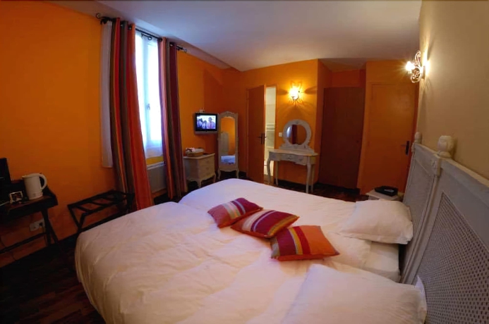 Imagen de la habitación del Hotel Auberge Du Manet. Foto 13