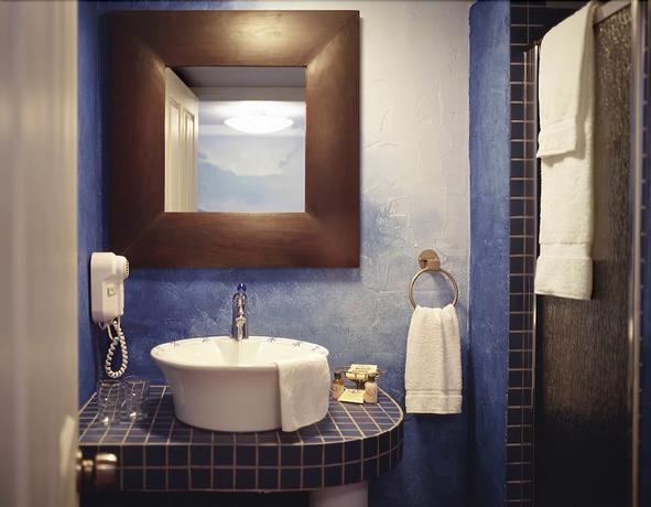 Imagen de la habitación del Hotel Auberge Du Mange Grenouille. Foto 17