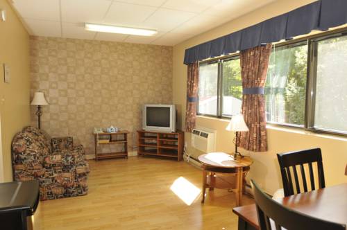 Imagen de la habitación del Hotel Auberge Du Mont Rigaud. Foto 3