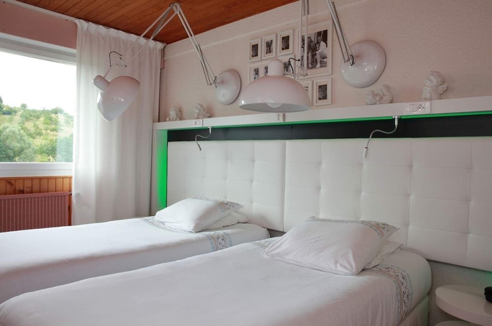Imagen de la habitación del Hotel Auberge Du Parc. Foto 13