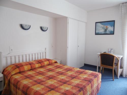 Imagen de la habitación del Hotel Auberge Du Petit Matelot. Foto 6