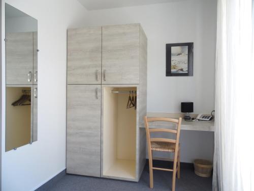 Imagen de la habitación del Hotel Auberge Du Petit Matelot. Foto 9