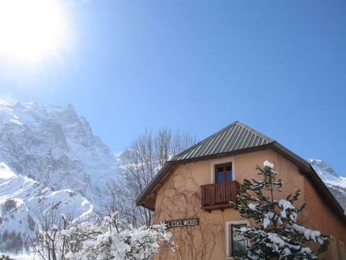 Imagen de la habitación del Hotel Auberge Edelweiss. Foto 2
