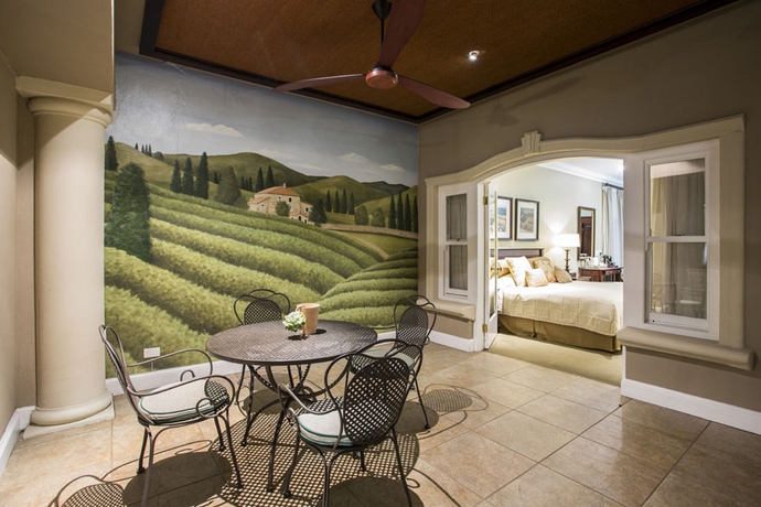 Imagen de la habitación del Hotel Auberge Hollandaise Guest House By Misty Blue Hotels. Foto 5