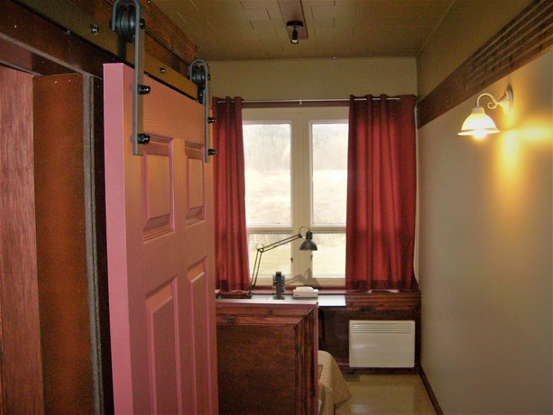 Imagen de la habitación del Hotel Auberge Internationale La Vieille &Eacute;cole. Foto 9