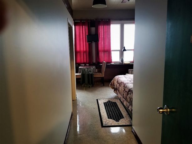 Imagen de la habitación del Hotel Auberge Internationale La Vieille &Eacute;cole. Foto 10