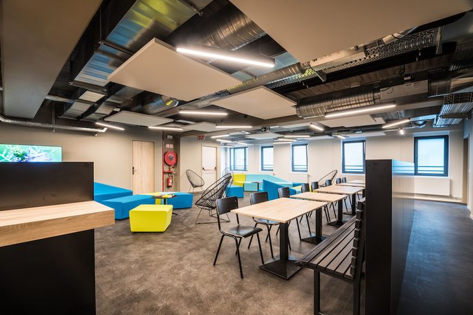 Imagen de los interiores del Hotel Auberge Jeunesse Charleroi Youth Hostel. Foto 18