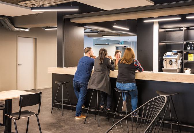 Imagen del bar/restaurante del Hotel Auberge Jeunesse Charleroi Youth Hostel. Foto 4