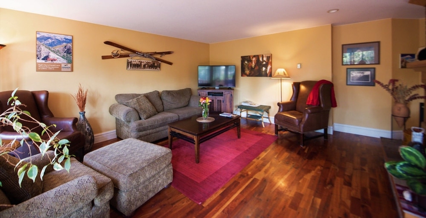 Imagen general del Hotel Auberge Kicking Horse Bandb and Guest House. Foto 1