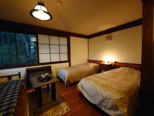 Imagen de la habitación del Hotel Auberge Kunugiya. Foto 13