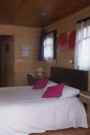 Imagen de la habitación del Hotel Auberge La Tomette, The Originals Relais. Foto 10