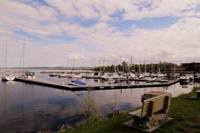 Imagen general del Hotel Auberge Lac St-jean. Foto 1