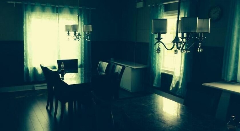 Imagen de los interiores del Hotel Auberge Lac St-jean. Foto 32