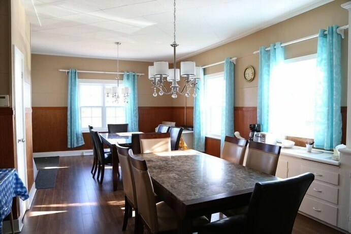 Imagen de los interiores del Hotel Auberge Lac St-jean. Foto 34