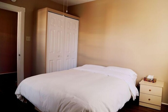 Imagen de los interiores del Hotel Auberge Lac St-jean. Foto 37