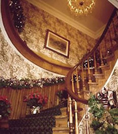 Imagen de los interiores del Hotel Auberge Lakeview Inn. Foto 17