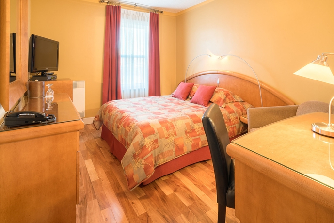 Imagen de la habitación del Hotel Auberge Le Pomerol. Foto 9