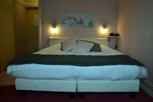 Imagen de la habitación del Hotel Auberge Le Relais. Foto 3
