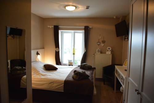 Imagen de la habitación del Hotel Auberge Le Relais. Foto 7