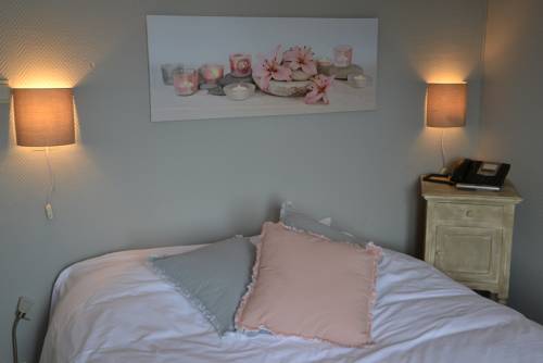 Imagen de la habitación del Hotel Auberge Le Relais. Foto 13