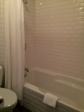 Imagen de la habitación del Hotel Auberge Montebello. Foto 14