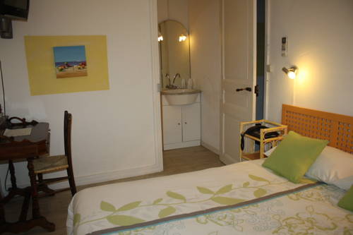 Imagen de la habitación del Hotel Auberge Proven&ccedil;ale. Foto 16