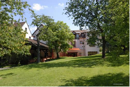 Imagen de la habitación del Hotel Auberge Saint Walfrid. Foto 12