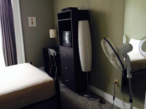 Imagen de la habitación del Hotel Auberge Saint-louis. Foto 6