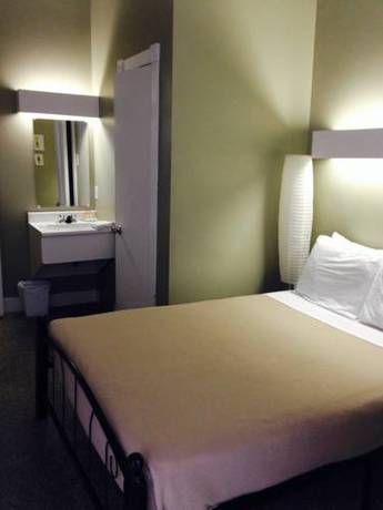 Imagen de la habitación del Hotel Auberge Saint-louis. Foto 8