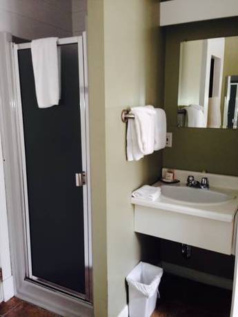 Imagen de la habitación del Hotel Auberge Saint-louis. Foto 12