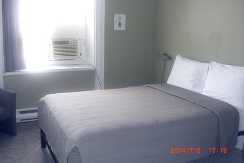 Imagen de la habitación del Hotel Auberge Saint-louis. Foto 14