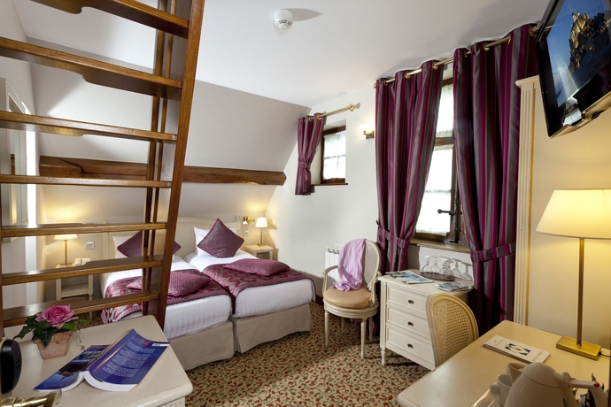 Imagen de la habitación del Hotel Auberge Saint-pierre, Mont Saint Michel. Foto 8