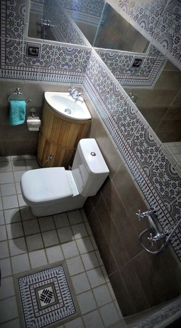 Imagen de la habitación del Hotel Auberge Zaratoustra. Foto 15