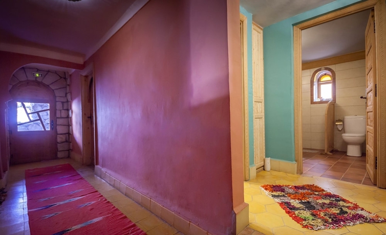 Imagen de la habitación del Hotel Auberge Zaratoustra. Foto 16