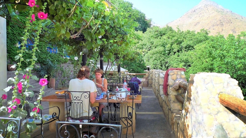 Imagen general del Hotel Auberge Zaratoustra. Foto 2