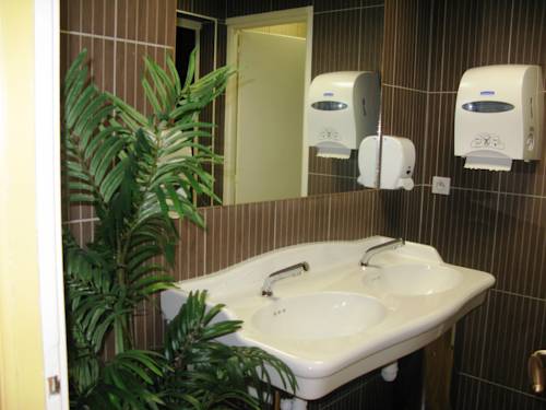 Imagen de la habitación del Hotel Auberge de Moussy proche &Eacute;pernay. Foto 6