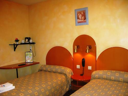 Imagen de la habitación del Hotel Auberge de Moussy proche &Eacute;pernay. Foto 7
